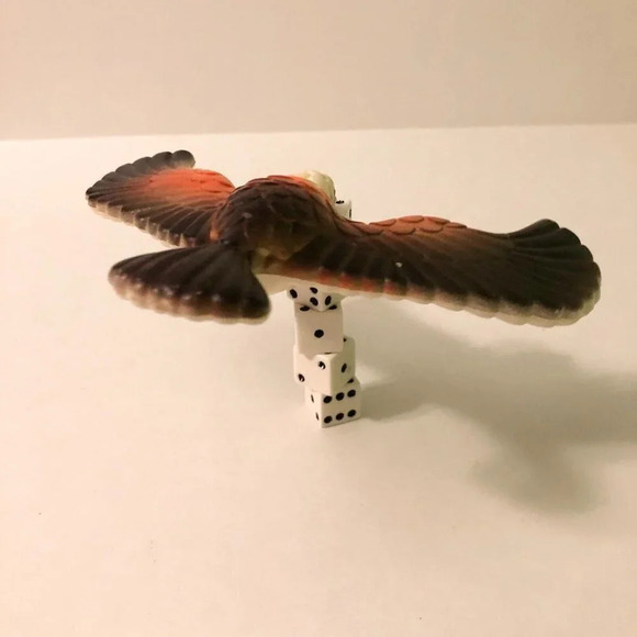 Vintage  Magic Balancing Bird Bald Eagle Stays In The Air Taiwan - Picture 5 of 13